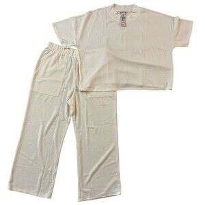 Victoria’s Secret Women’s 2-Piece Lounge Set Top & Pants Size M Cream Petite Fit